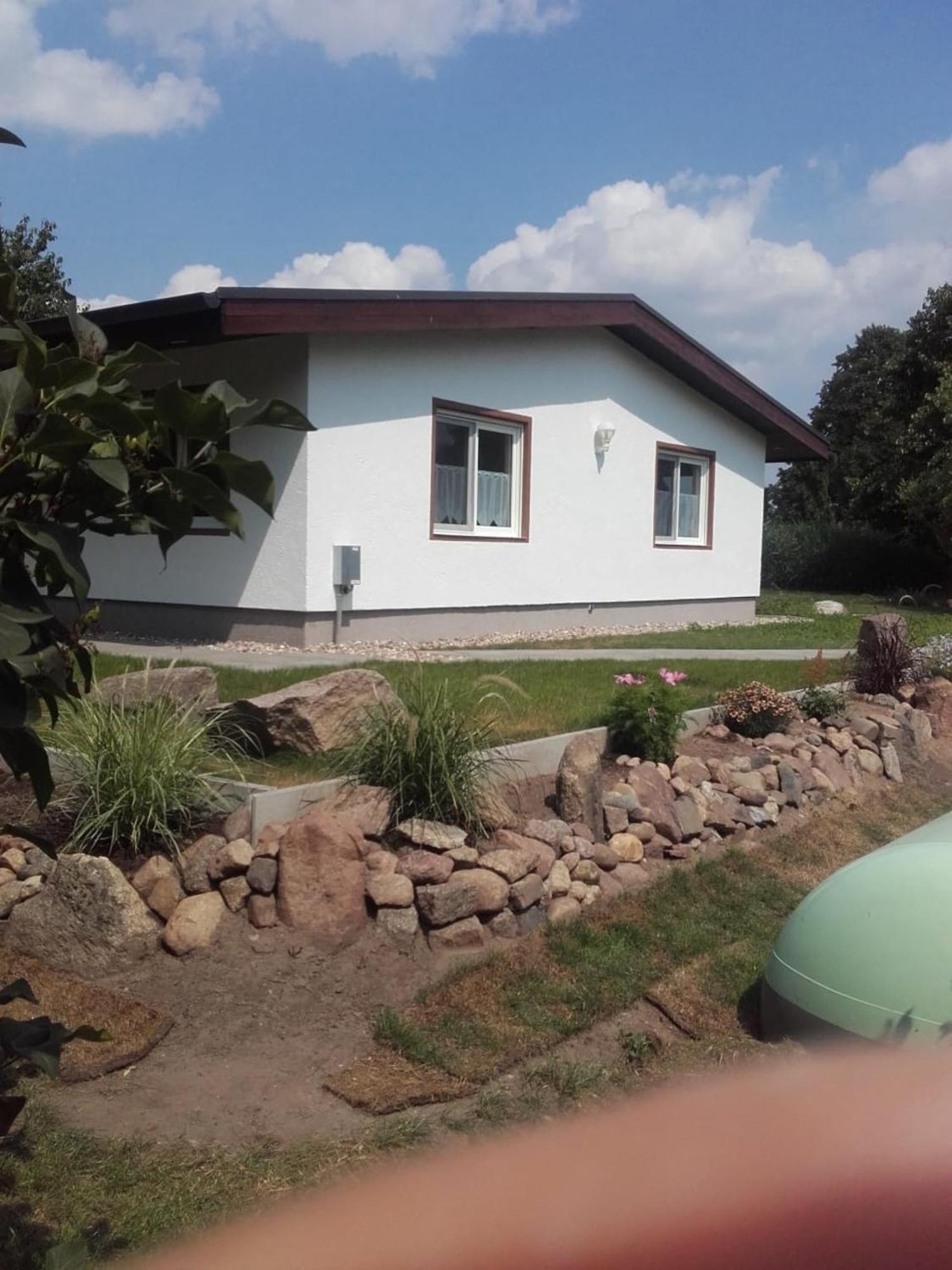 Behaglicher Bungalow Fuer Mensch Und Hund Barkhagen Zewnętrze zdjęcie